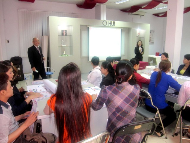 Thay đổi bản thân - vực dậy niềm tin - LG Vina (28-02-2013)